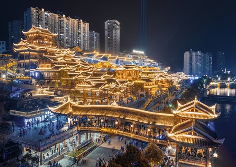 湖北宣恩：“四权融合”整体出让组合包拍出1.6亿元